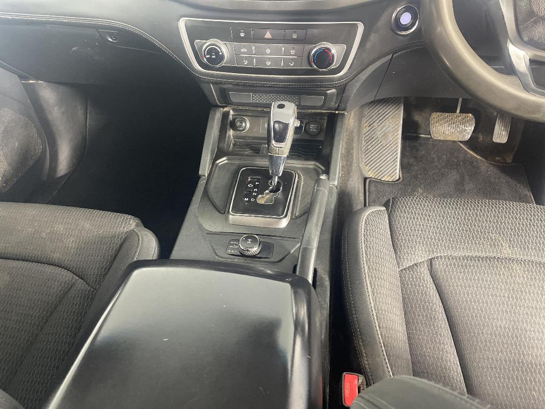 Photo '18' of Ssangyong Rhino