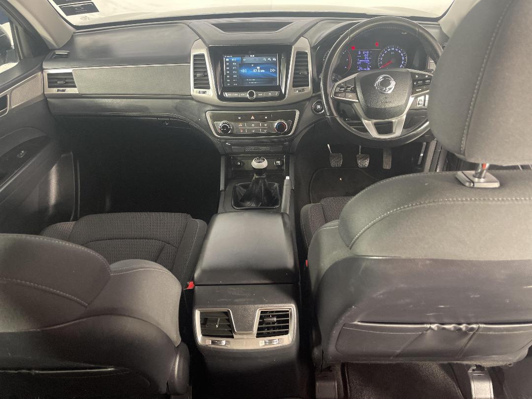 Photo '18' of Ssangyong Rhino Photo '18' of Ssangyong Rhino