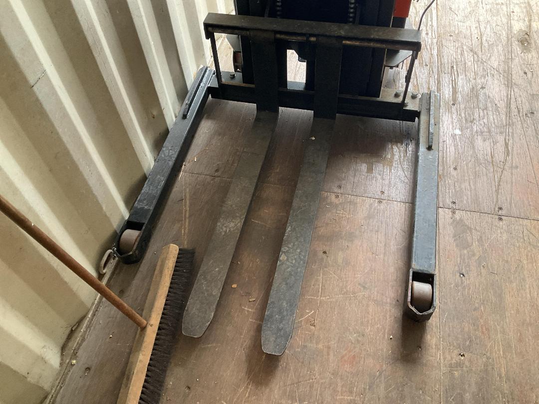 Photo '6' of Stax PWS10SS-i-3300 Forklift