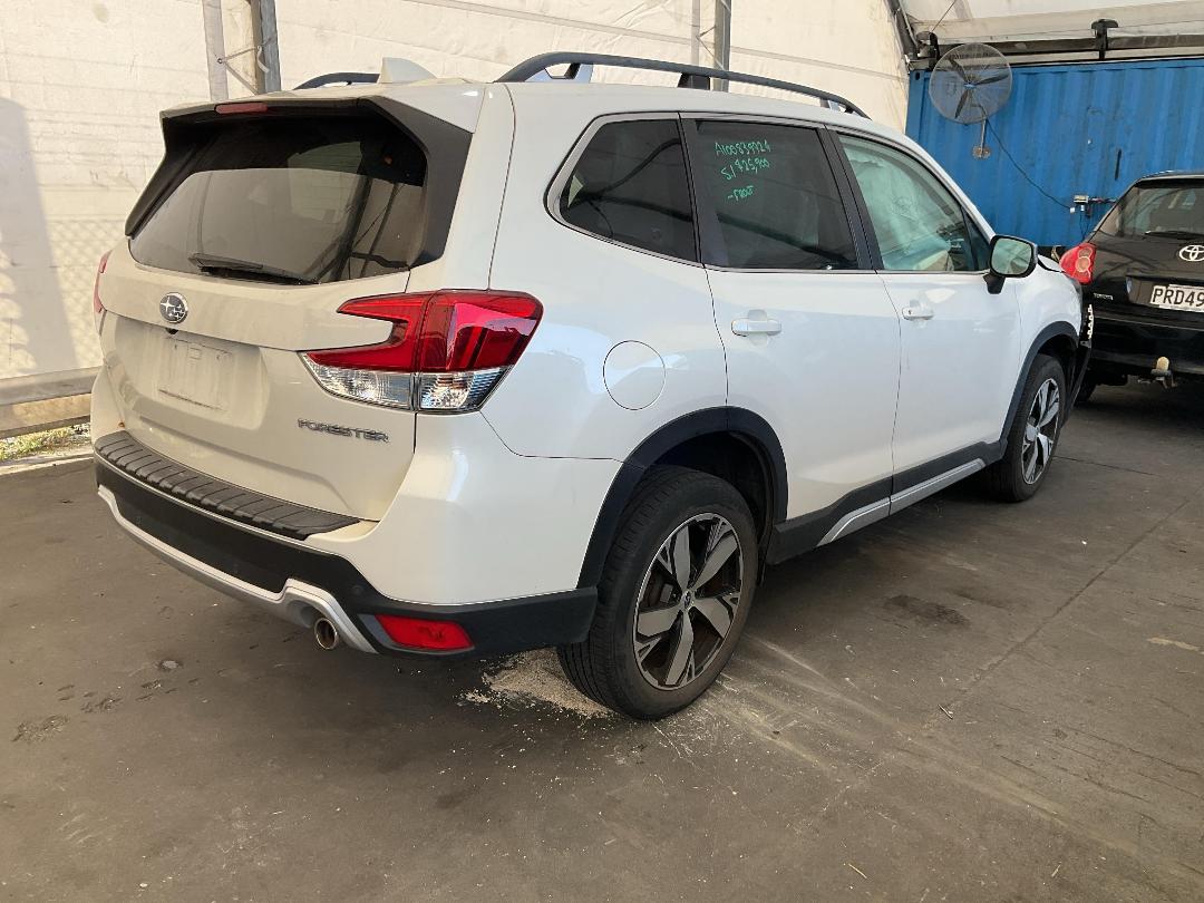 Photo '15' of Subaru Forester Premium Photo '15' of Subaru Forester Premium