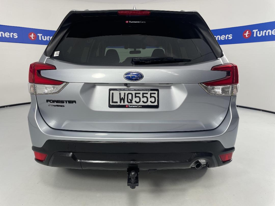 Photo '6' of Subaru Forester