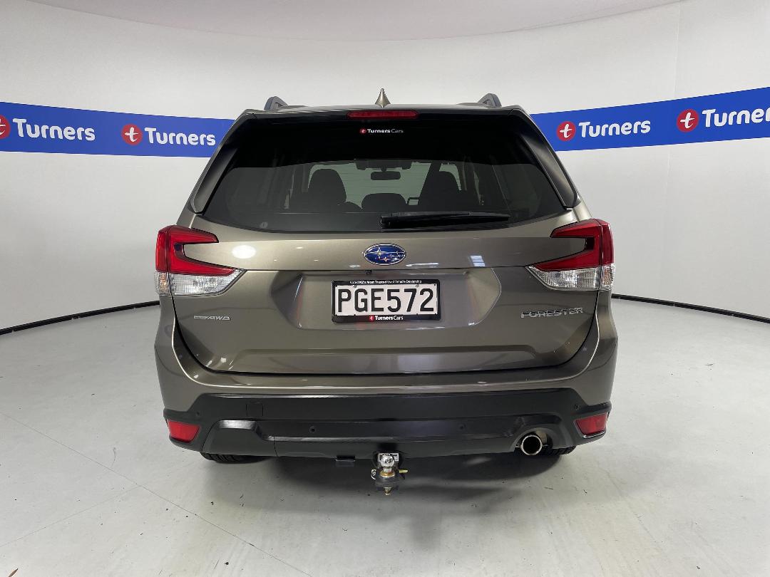 Photo '6' of Subaru Forester