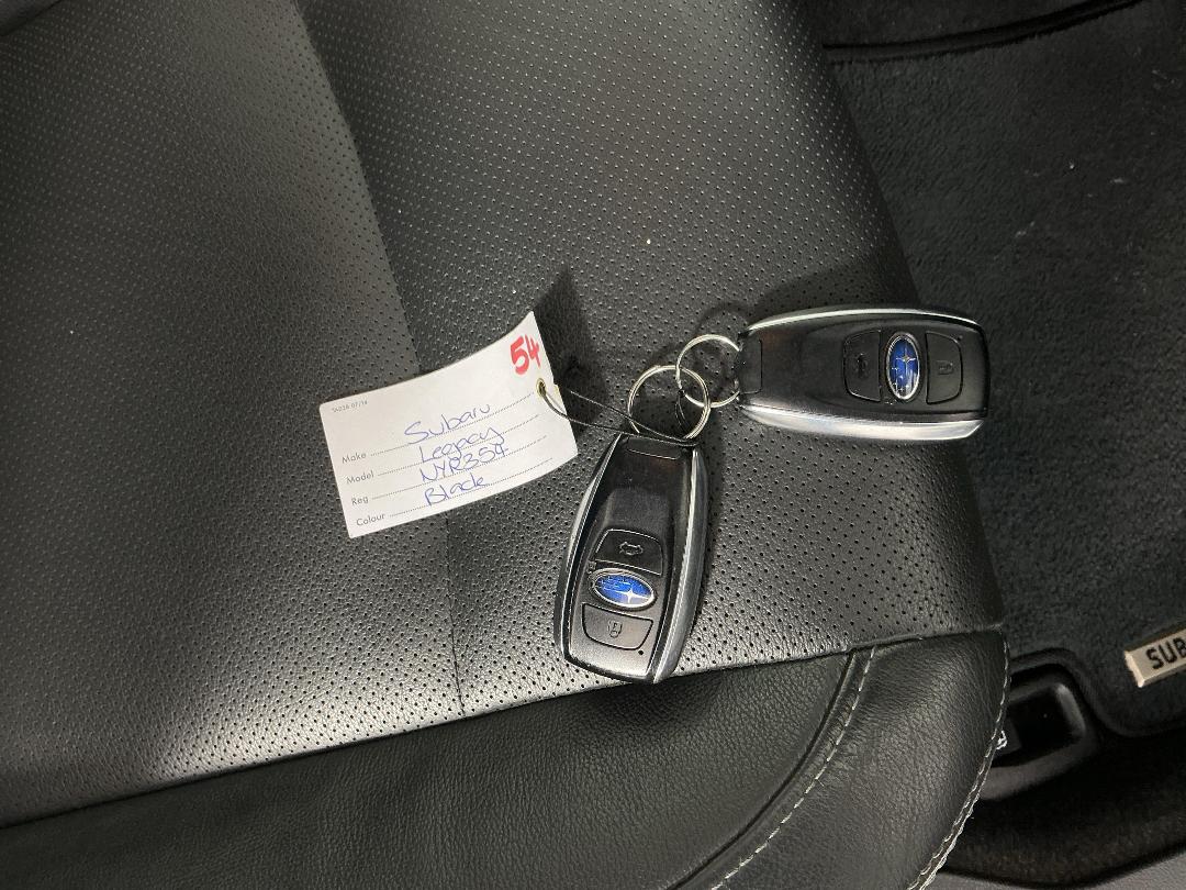 Photo '22' of Subaru Legacy