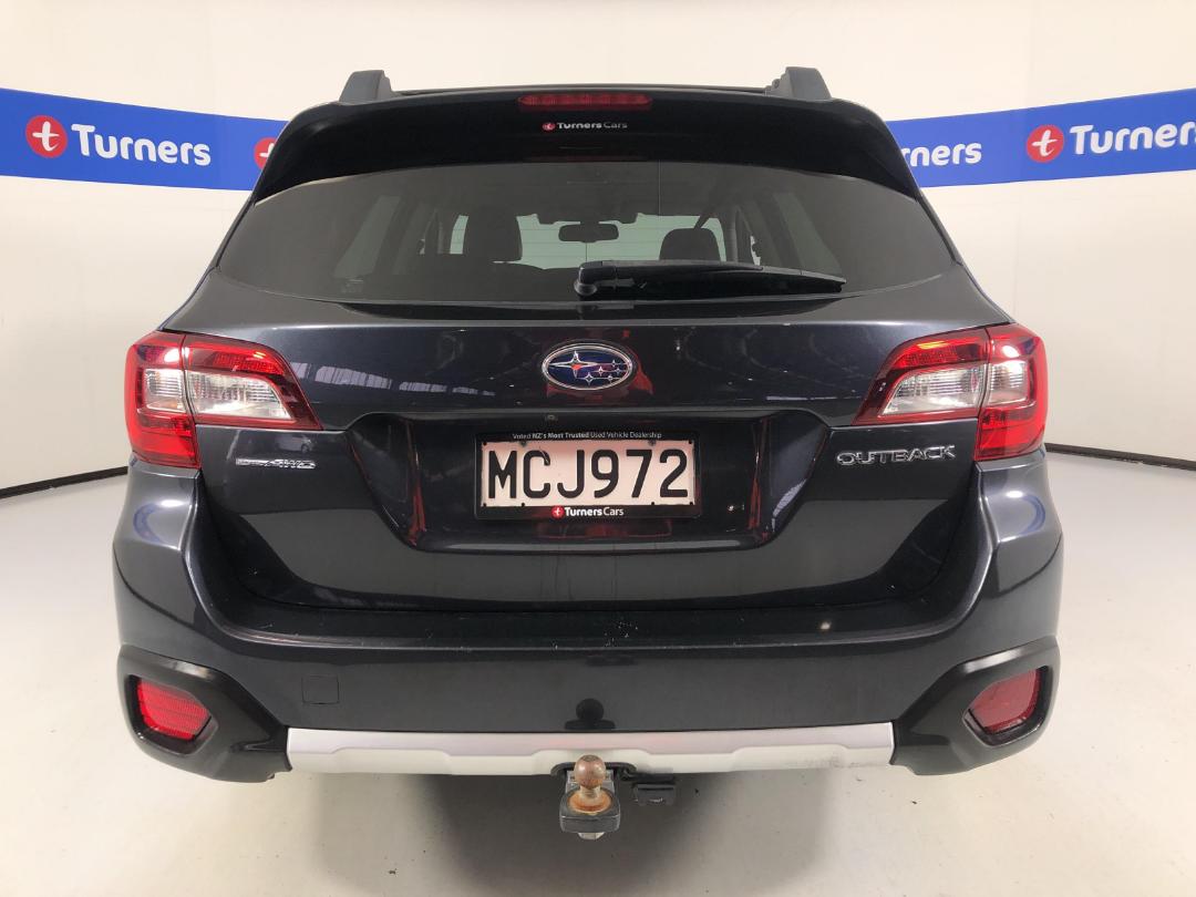 Photo '6' of Subaru Outback