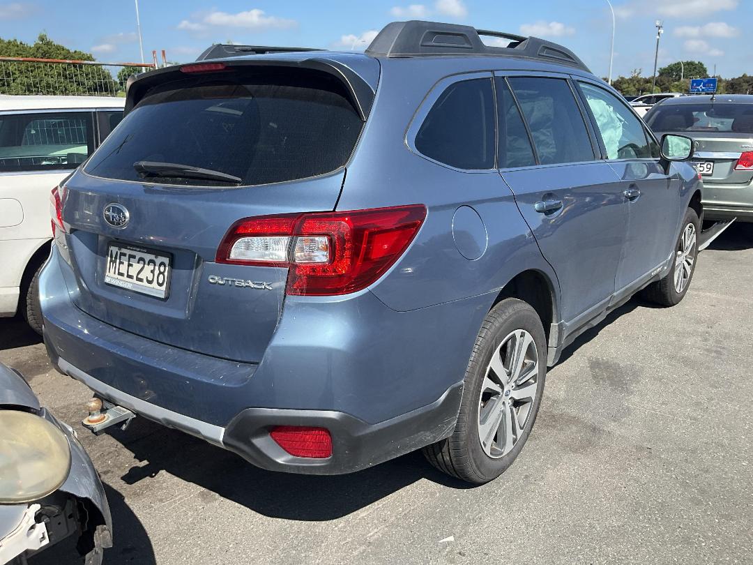 Photo '4' of Subaru Outback Photo '4' of Subaru Outback