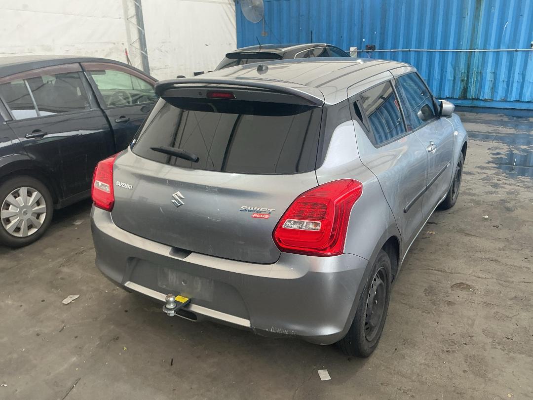 Photo '8' of Suzuki Swift GL Plus