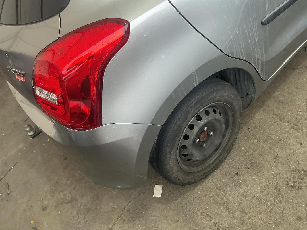 Photo '9' of Suzuki Swift GL Plus