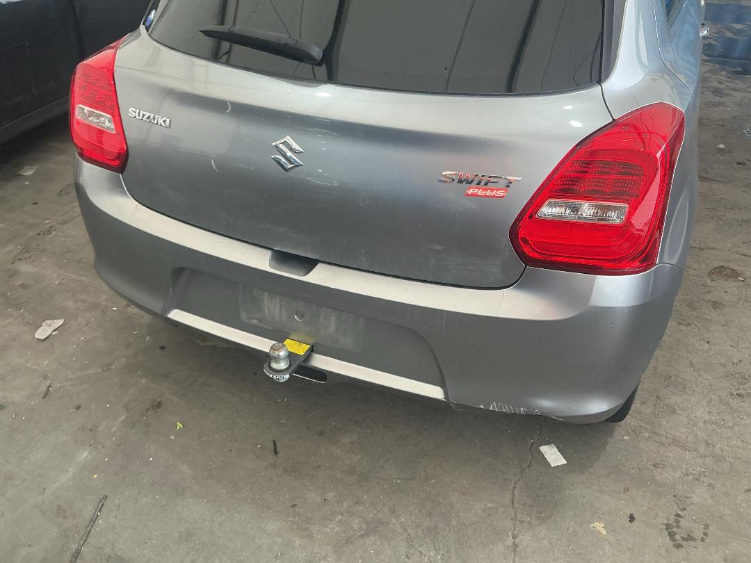 Photo '10' of Suzuki Swift GL Plus