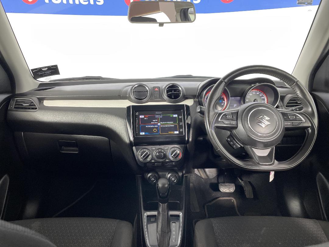 Photo '17' of Suzuki Swift