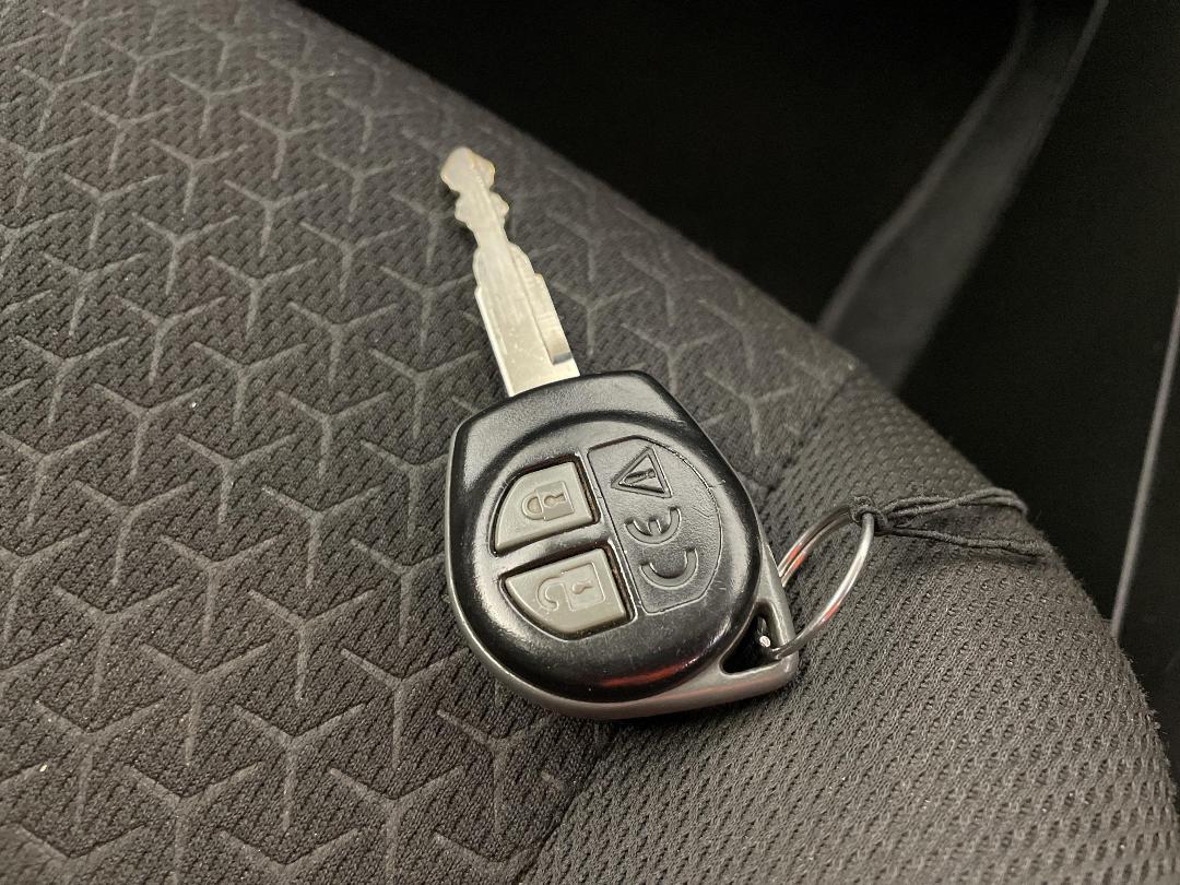 Photo '22' of Suzuki Swift