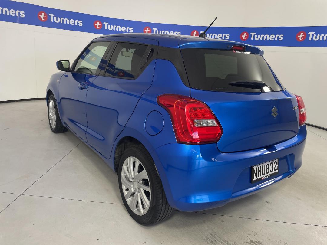 Photo '5' of Suzuki Swift