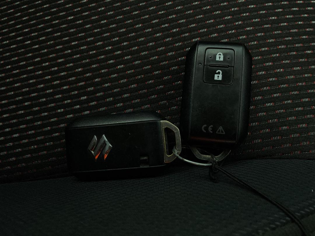 Photo '22' of Suzuki Swift