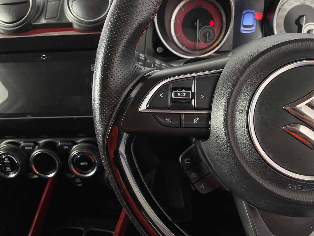 Photo '26' of Suzuki Swift