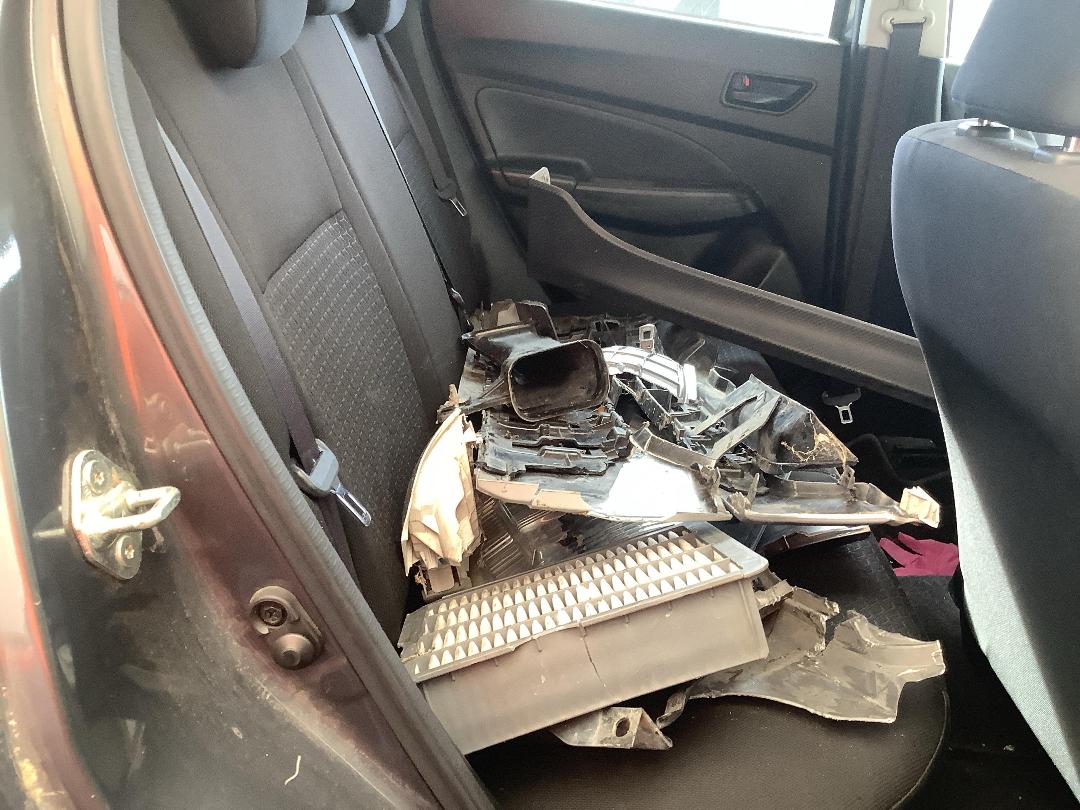 Photo '9' of Suzuki Swift GLC Photo '9' of Suzuki Swift GLC