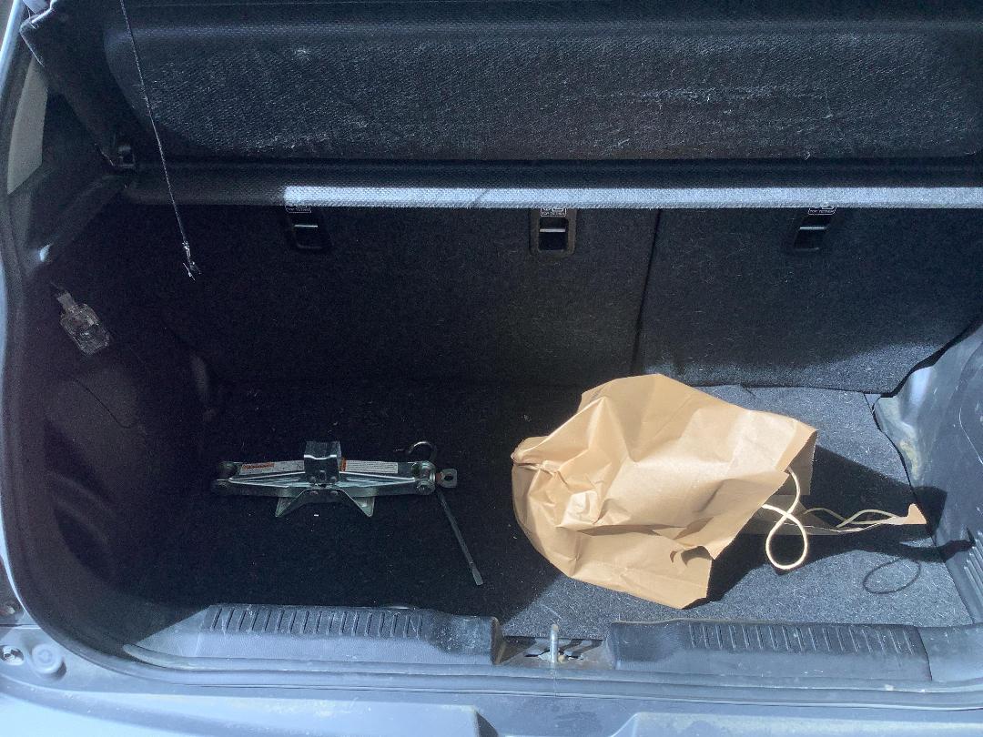 Photo '8' of Suzuki Swift GLC Photo '8' of Suzuki Swift GLC