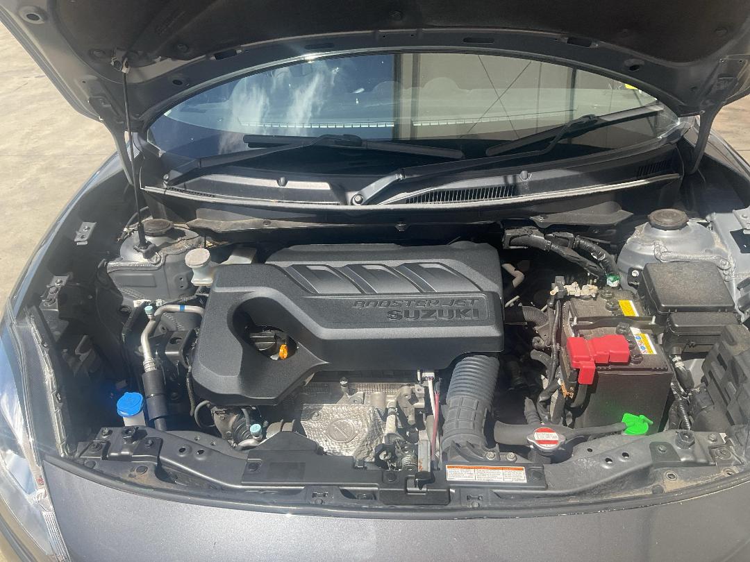 Photo '14' of Suzuki Swift RS