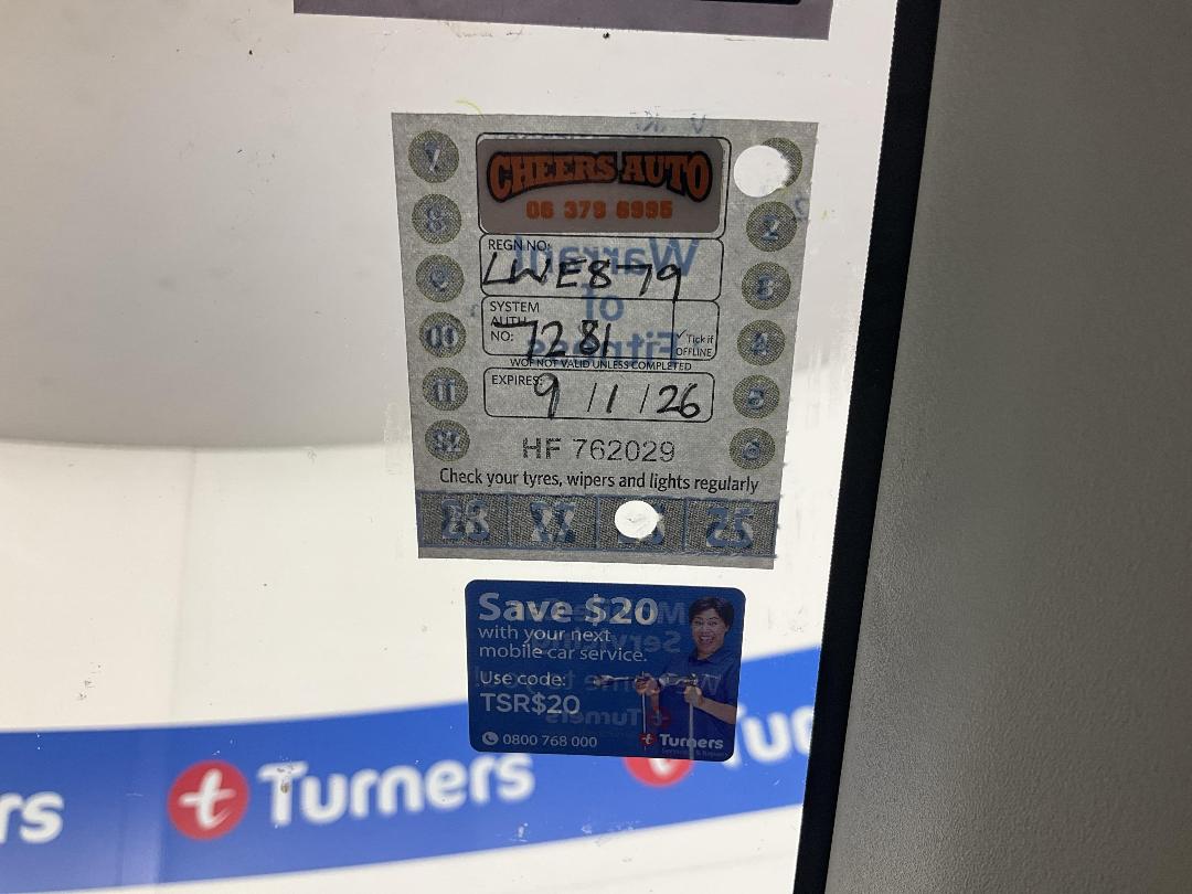 Photo '23' of Suzuki Swift Photo '23' of Suzuki Swift