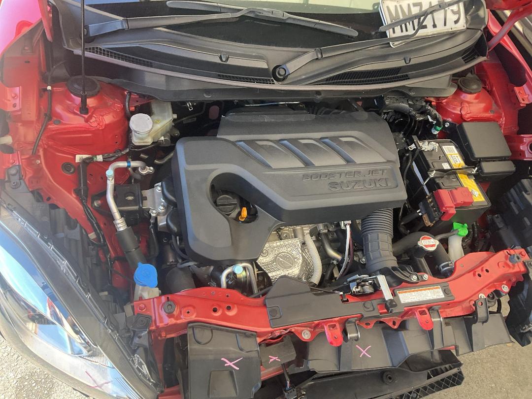 Photo '15' of Suzuki Swift RS