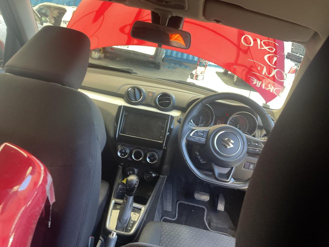 Photo '21' of Suzuki Swift RS