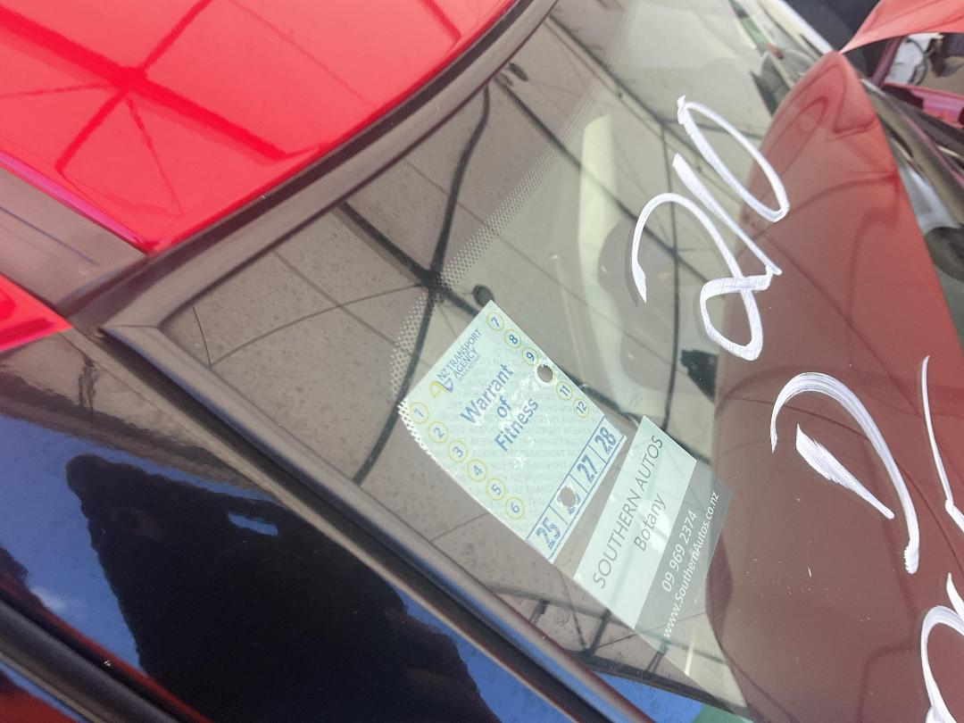 Photo '23' of Suzuki Swift RS