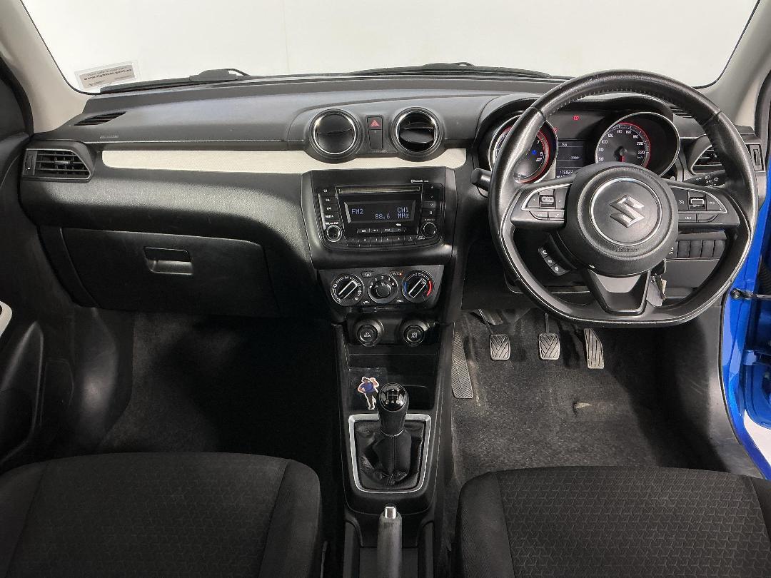 Photo '17' of Suzuki Swift Photo '17' of Suzuki Swift