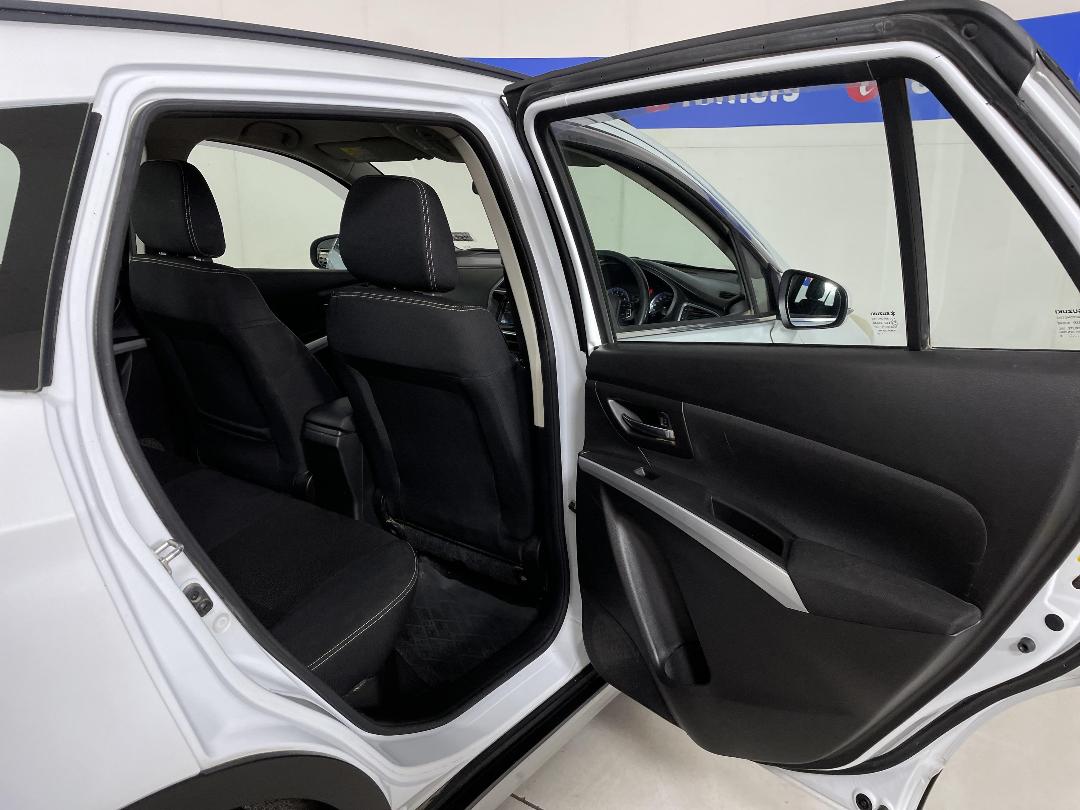 Photo '19' of Suzuki SX4 S-Cross