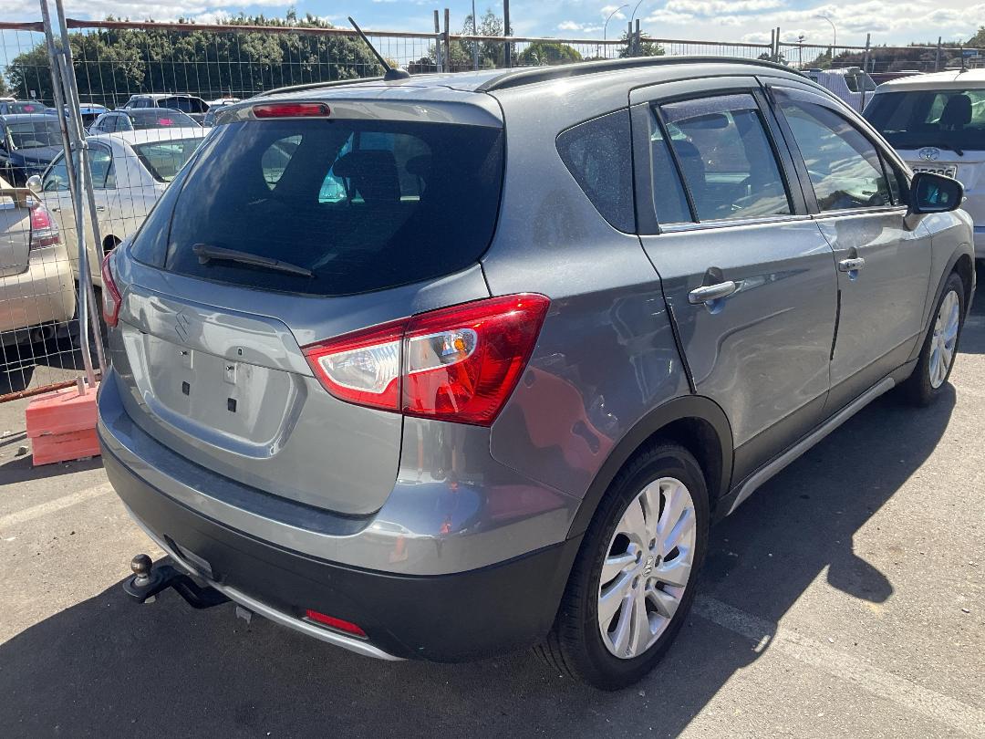 Photo '4' of Suzuki SX4 S-Cross LTD