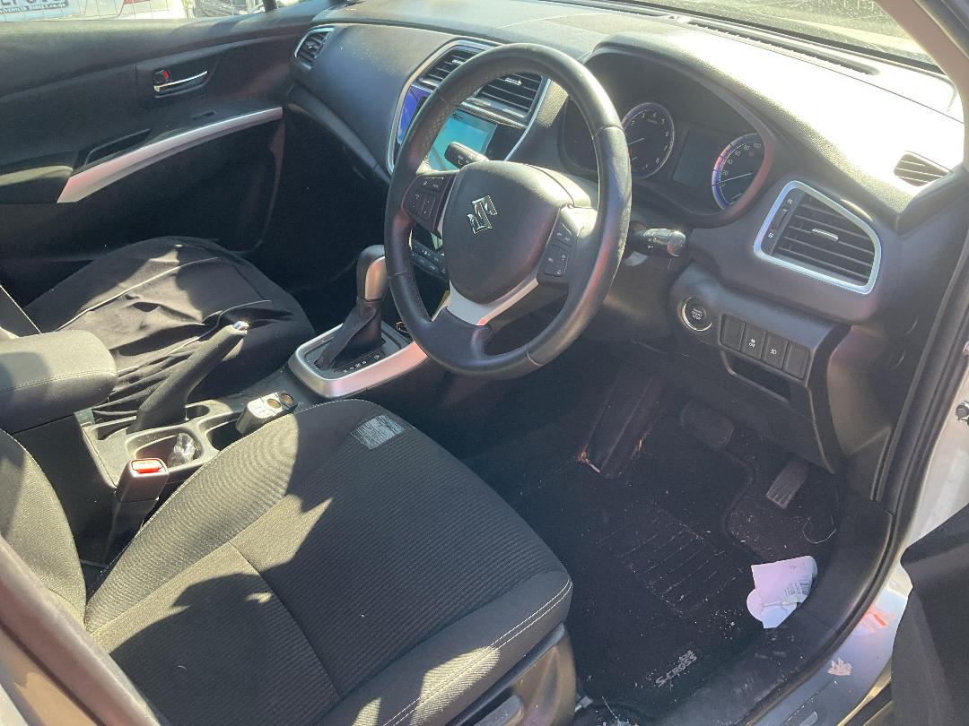 Photo '12' of Suzuki SX4 S-Cross LTD