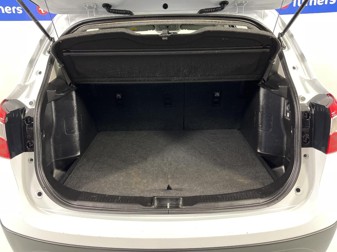 Photo '14' of Suzuki SX4 S-Cross Photo '14' of Suzuki SX4 S-Cross