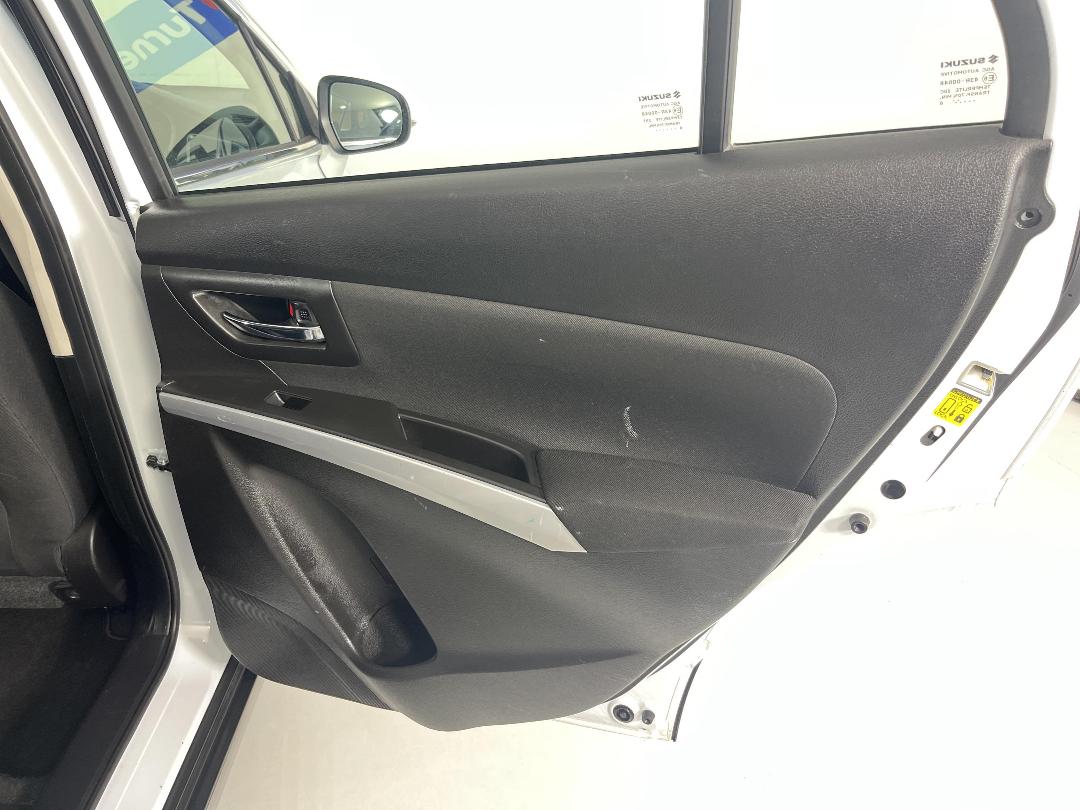 Photo '19' of Suzuki SX4 S-Cross Photo '19' of Suzuki SX4 S-Cross