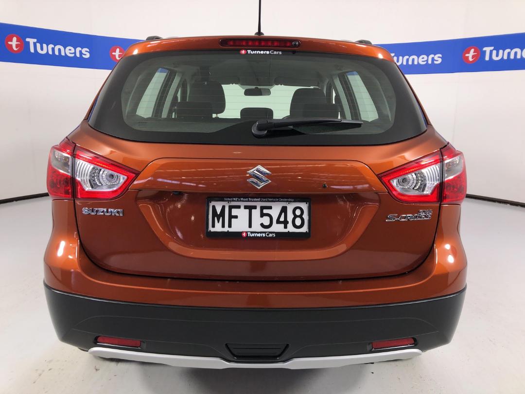 Photo '6' of Suzuki SX4 S-Cross