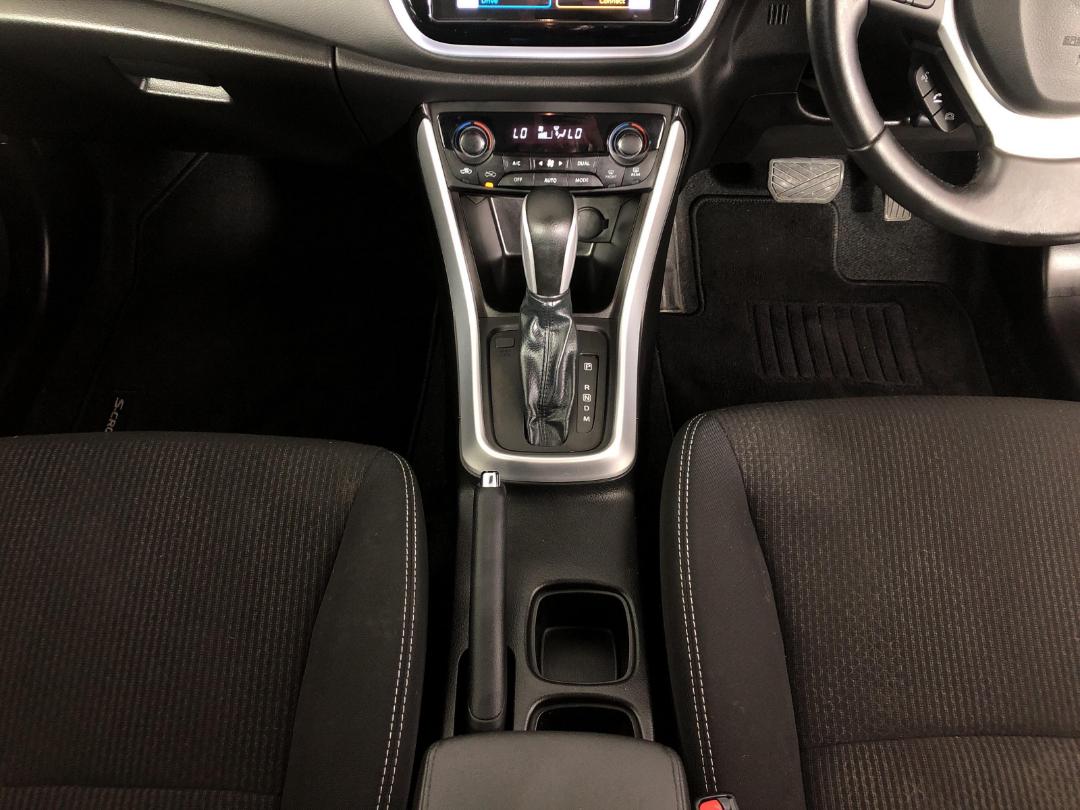 Photo '18' of Suzuki SX4 S-Cross