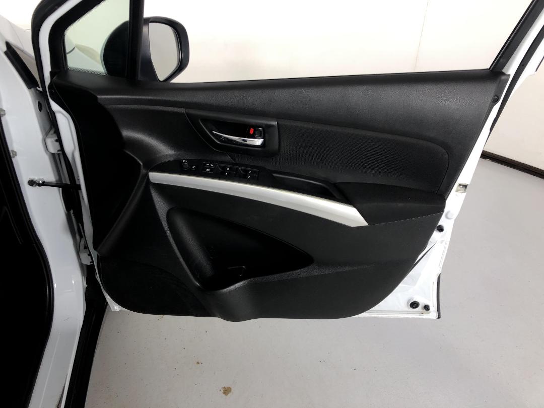 Photo '15' of Suzuki SX4 S-Cross