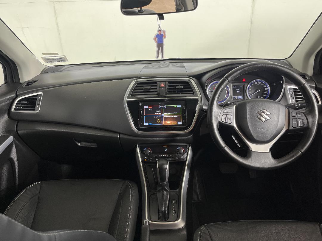 Photo '17' of Suzuki SX4 S-Cross