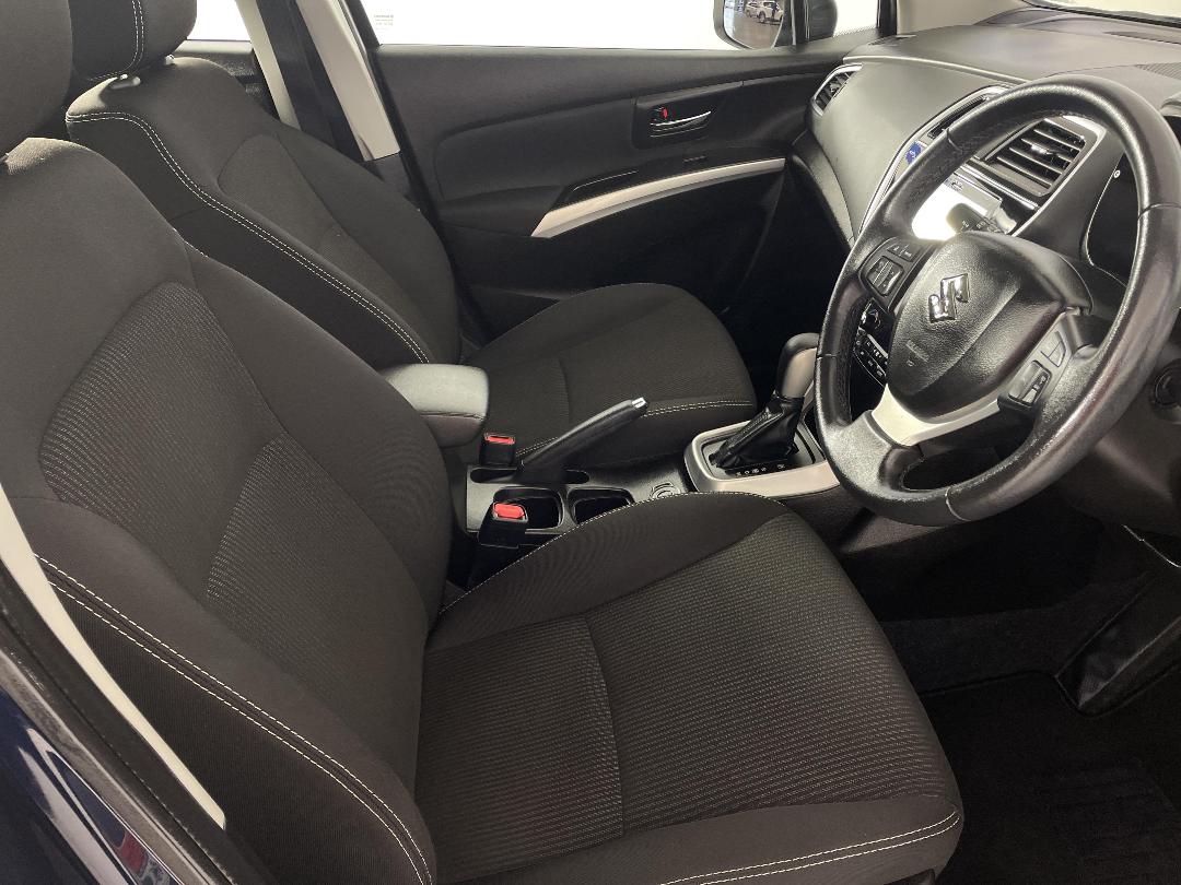 Photo '16' of Suzuki SX4 S-Cross Photo '16' of Suzuki SX4 S-Cross