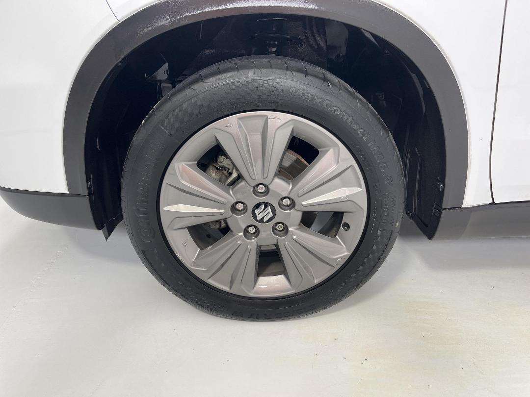 Photo '10' of Suzuki Vitara