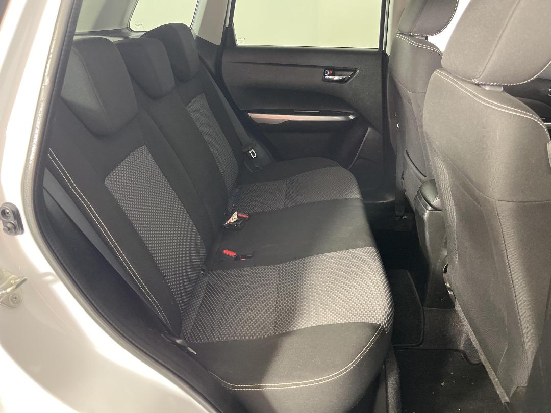 Photo '20' of Suzuki Vitara