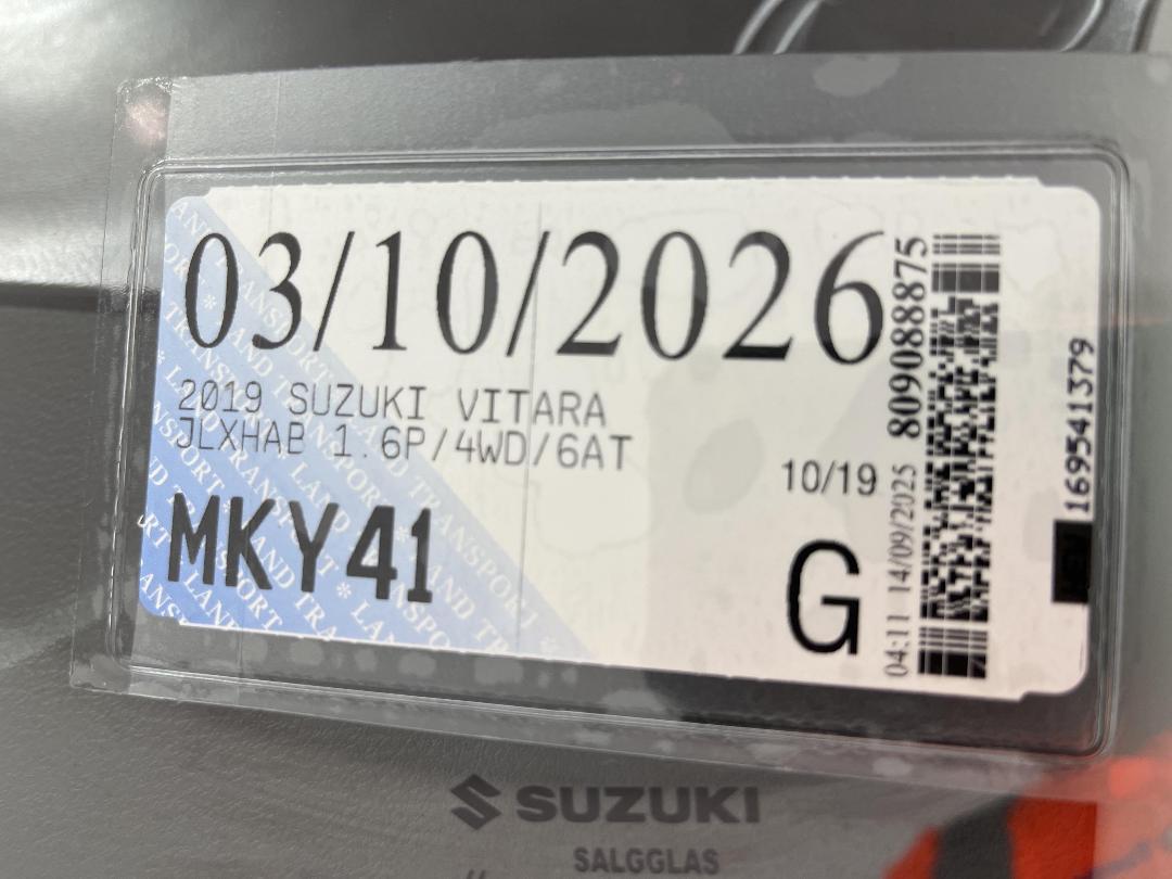 Photo '24' of Suzuki Vitara