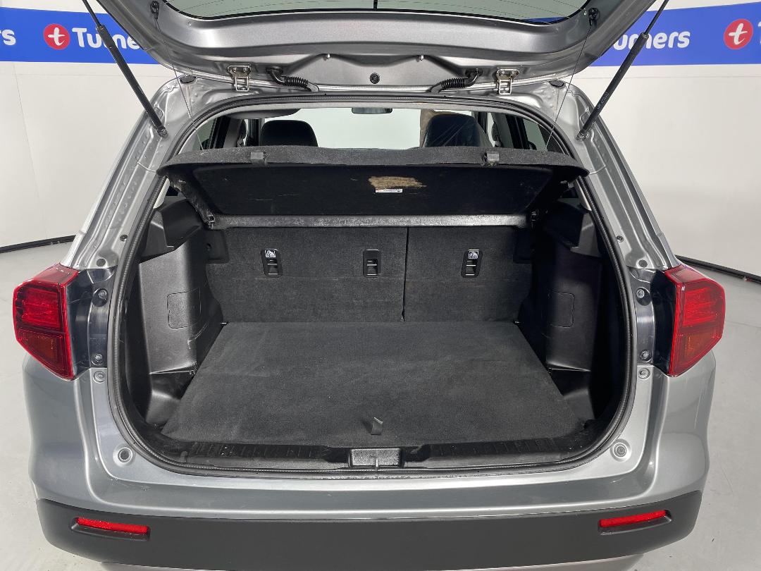 Photo '14' of Suzuki Vitara