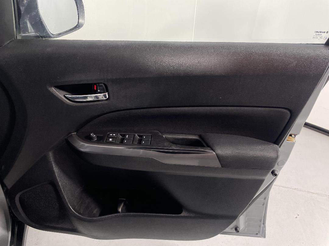 Photo '15' of Suzuki Vitara