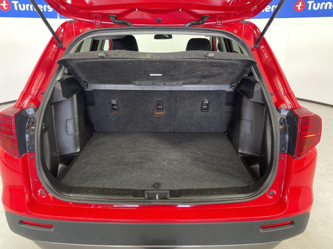 Photo '14' of Suzuki Vitara