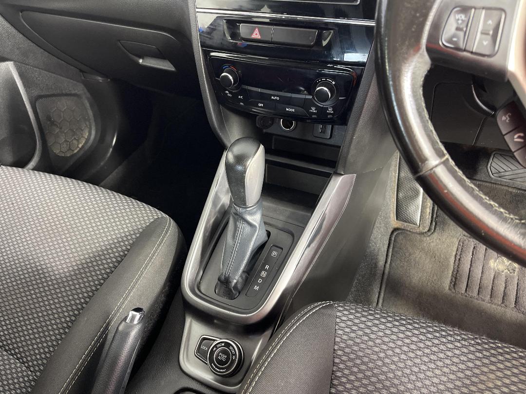 Photo '18' of Suzuki Vitara