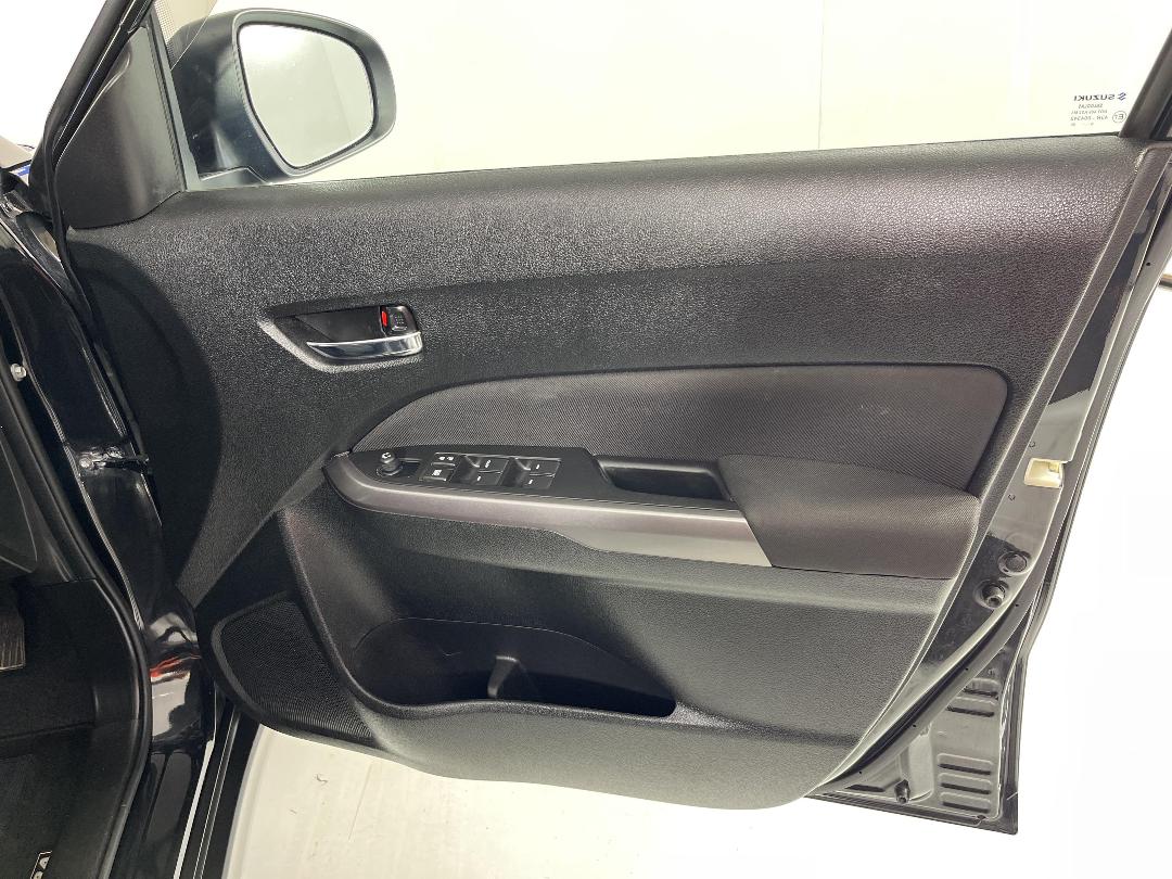 Photo '15' of Suzuki Vitara