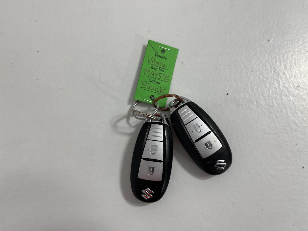 Photo '22' of Suzuki Vitara