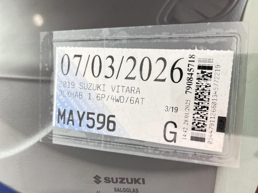 Photo '24' of Suzuki Vitara