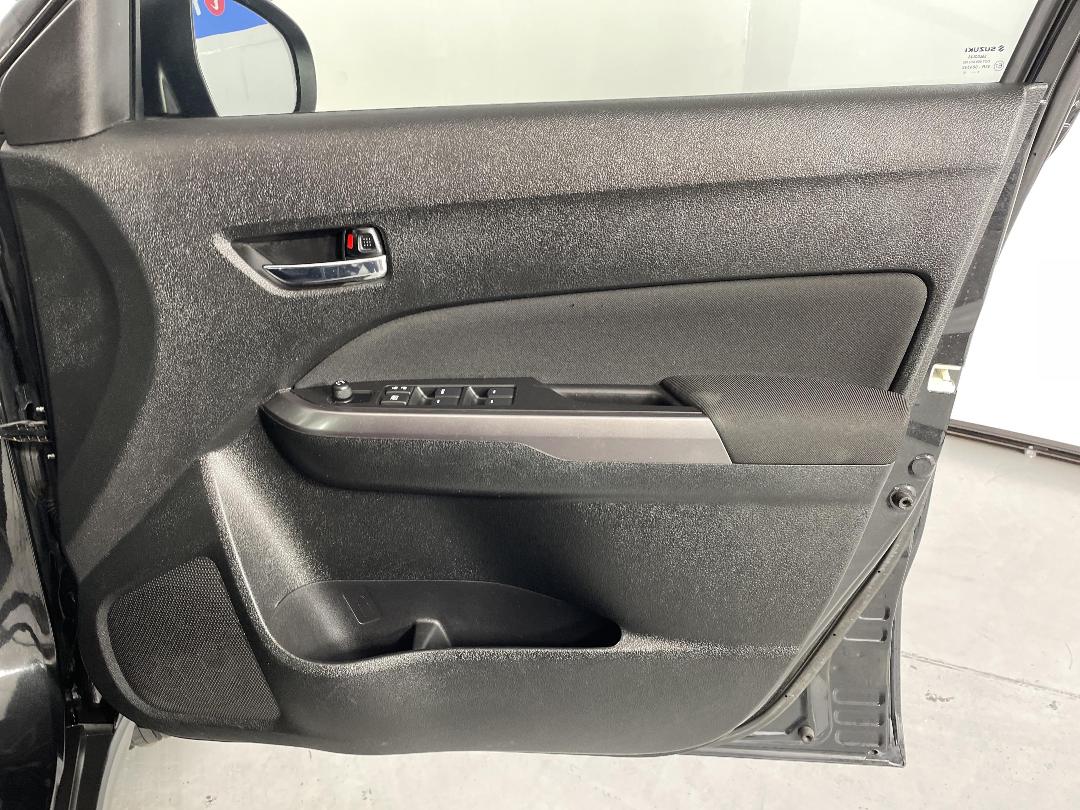 Photo '15' of Suzuki Vitara