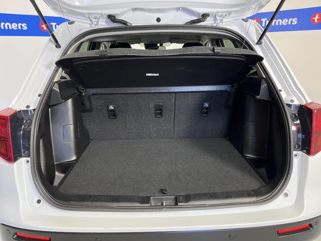 Photo '14' of Suzuki Vitara