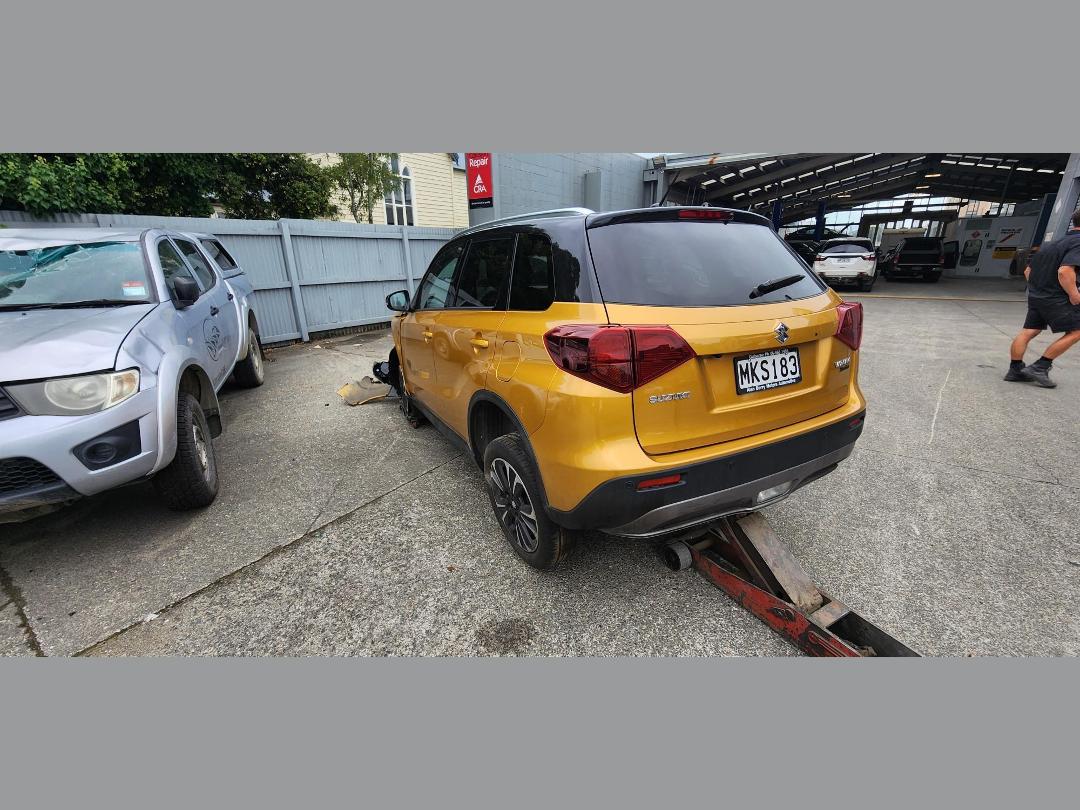 Photo '7' of Suzuki Vitara Turbo