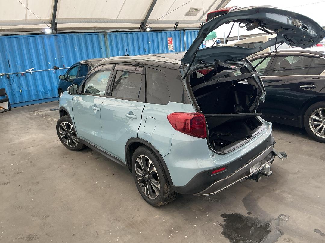 Photo '4' of Suzuki Vitara Turbo