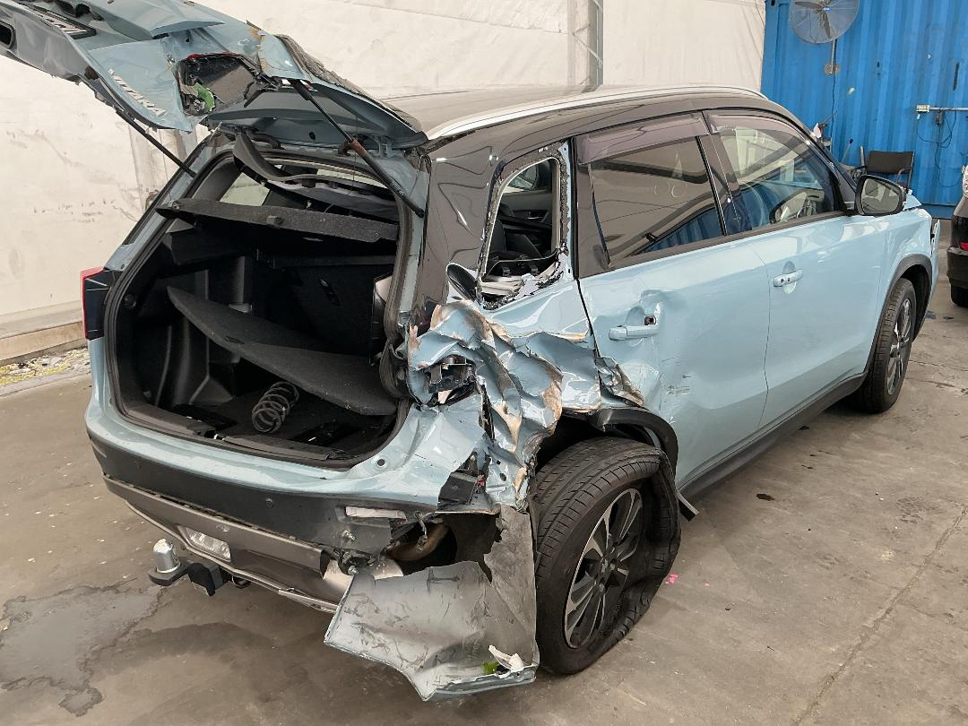 Photo '6' of Suzuki Vitara Turbo